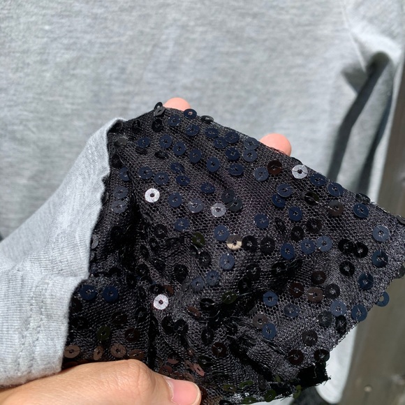 Super cute grey long sleeve - Picture 3 of 6